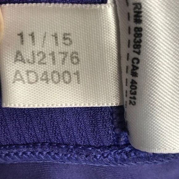 Adidas Sports Bra purple size M 0056 - Picture 5 of 6